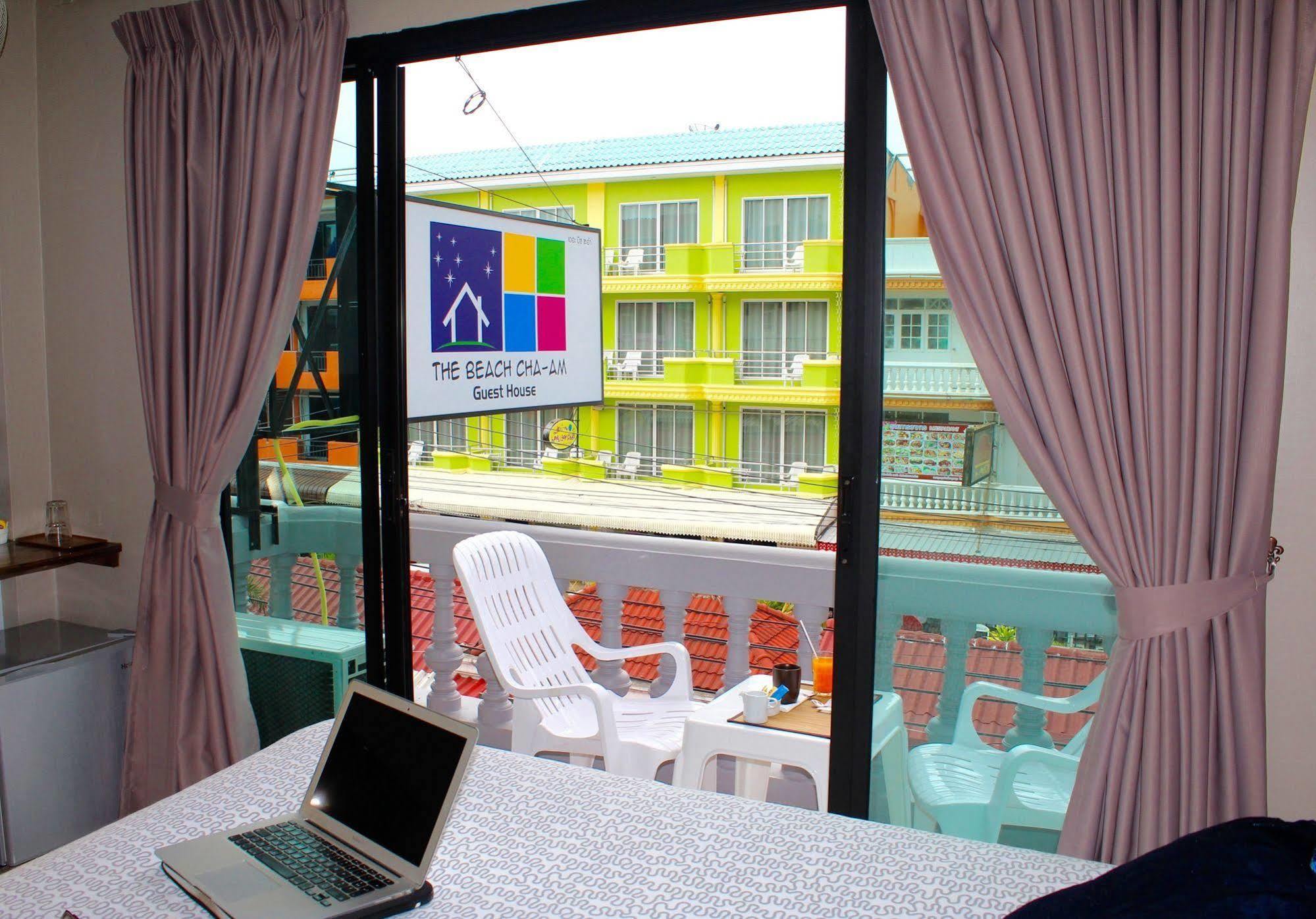 The Beach Cha Am Guest House Petchaburi Esterno foto