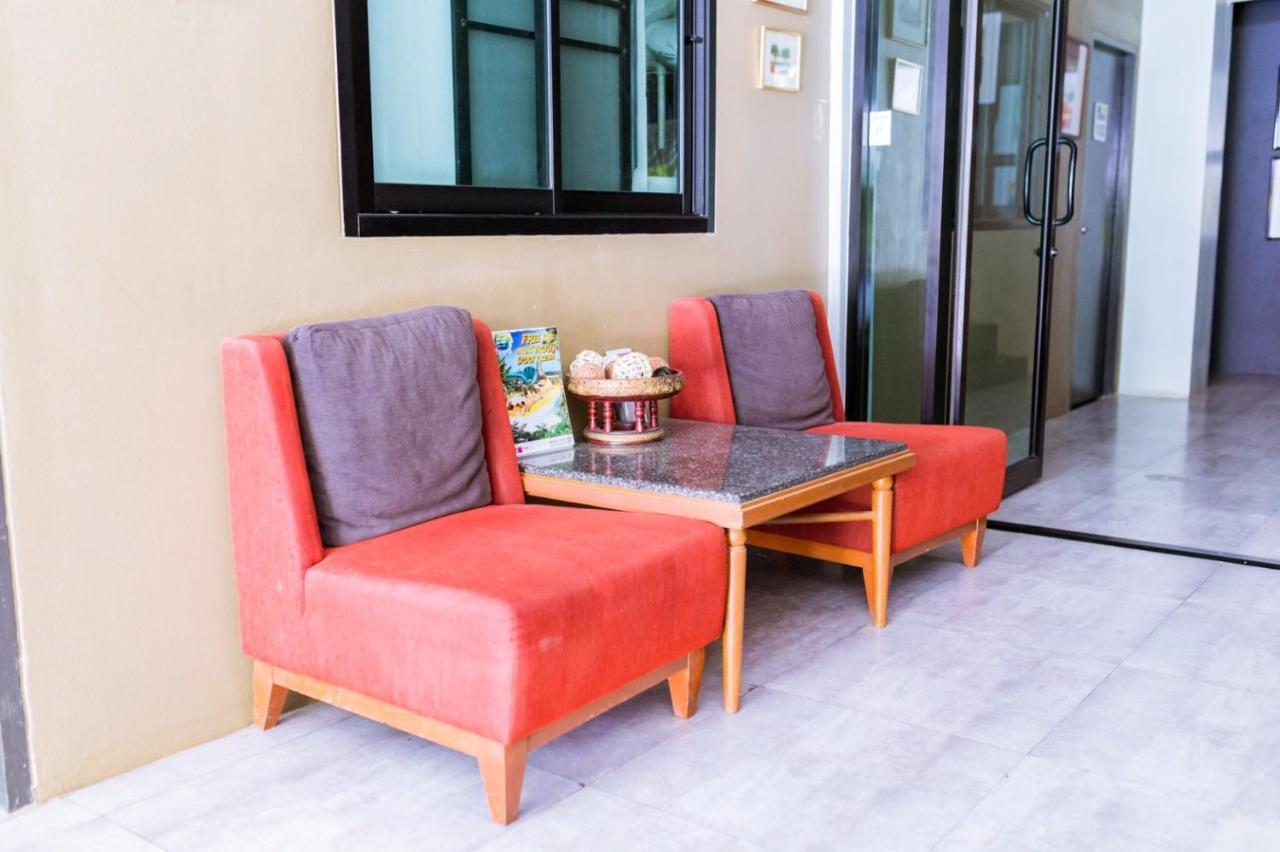 The Beach Cha Am Guest House Petchaburi Esterno foto